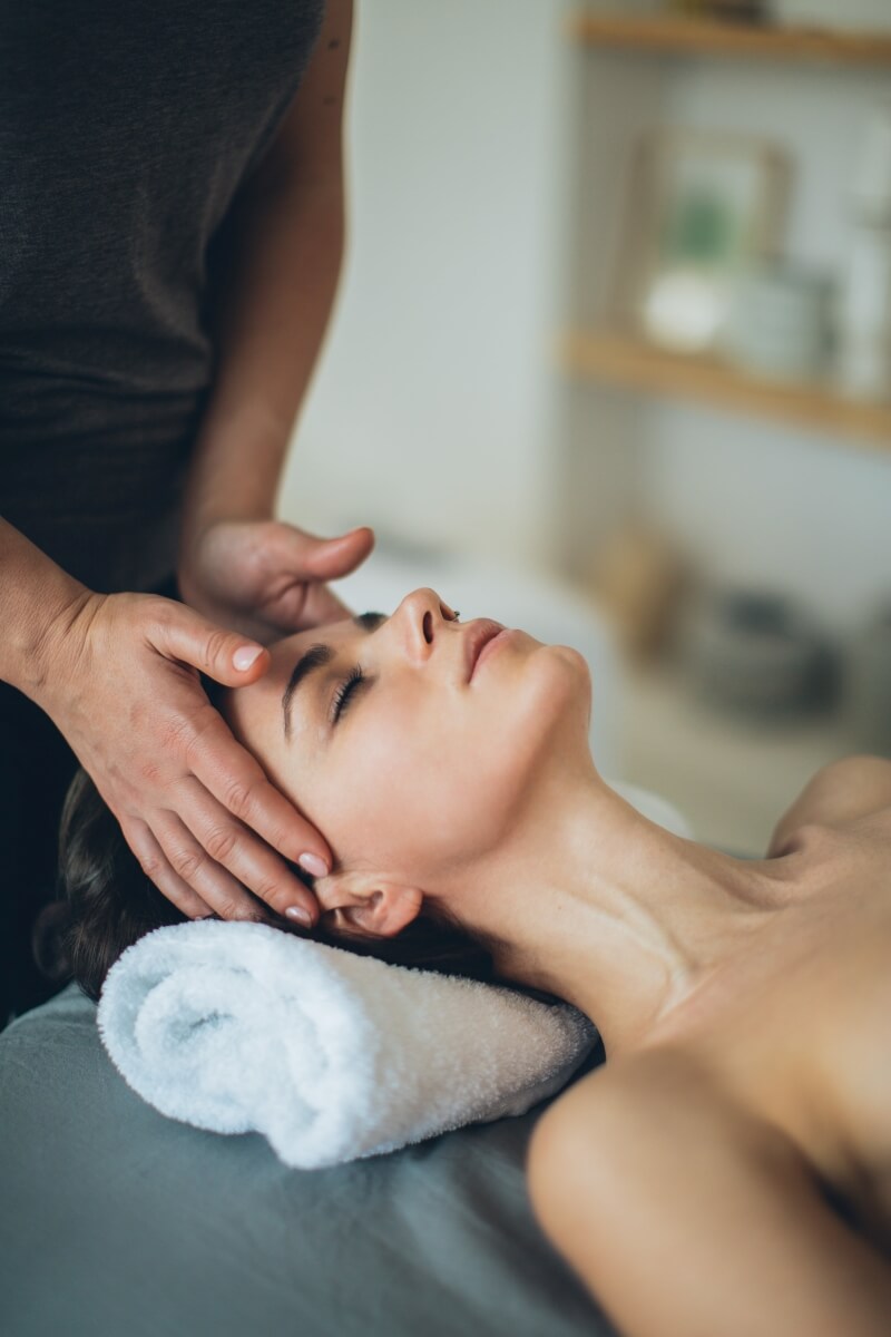 Massage und Berührung